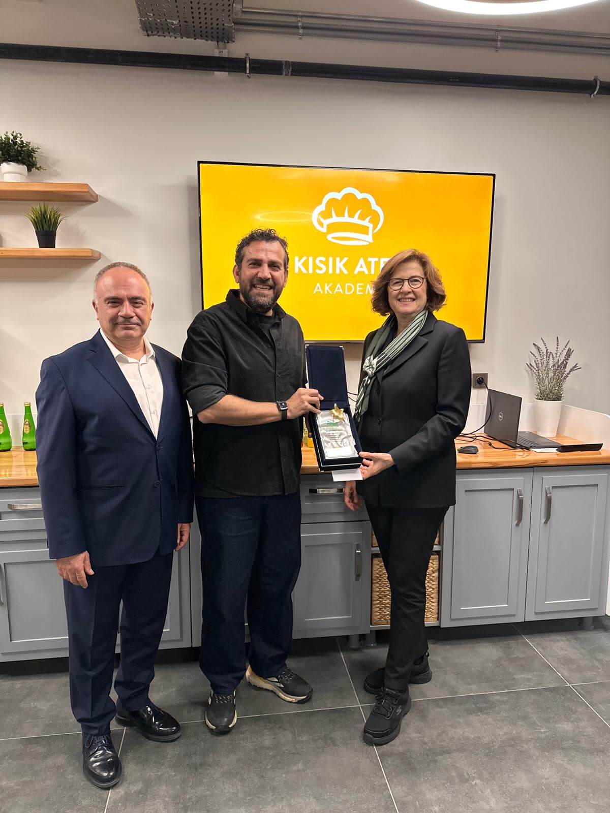 Kısık Ateş Akademi Pınar Mutfağı'nda Uzman Şeflerini Ağırladı!