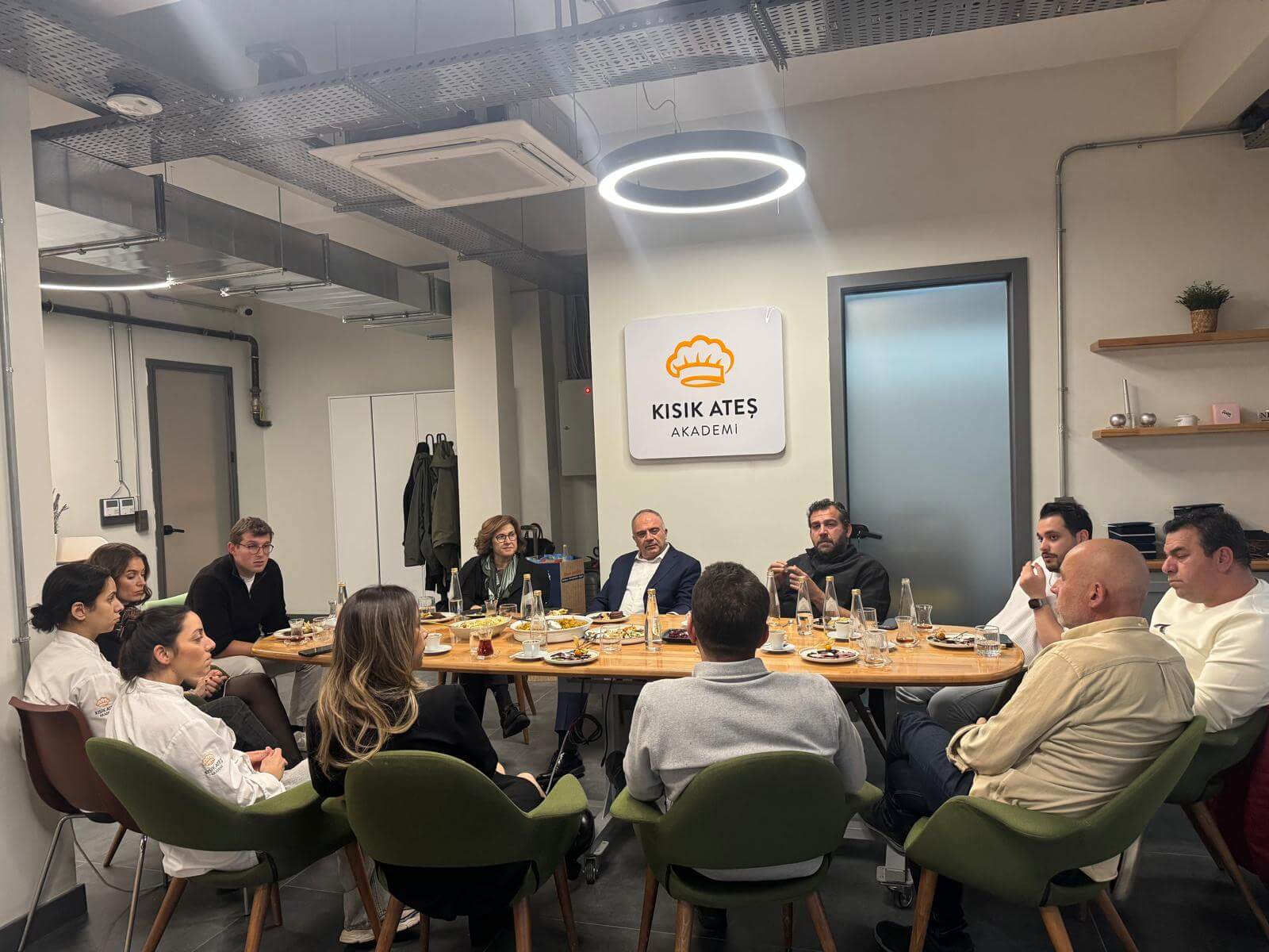 Kısık Ateş Akademi Pınar Mutfağı'nda Uzman Şeflerini Ağırladı!
